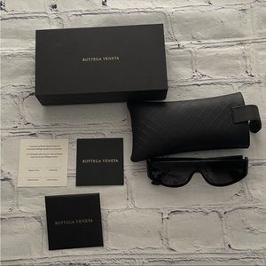 Bottega veneta sunglasses